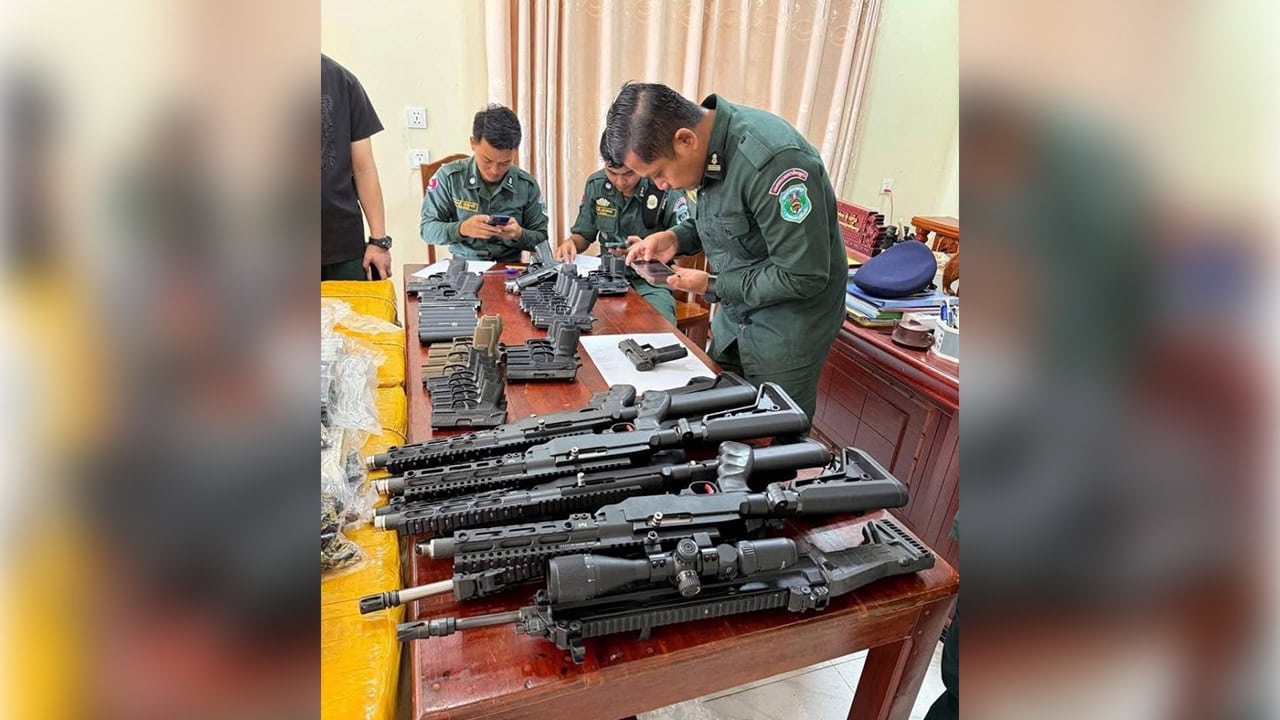 Seven Chinese Nationals Arrested Off Cambodian Coast With 800kg of Drugs and 49 Firearms